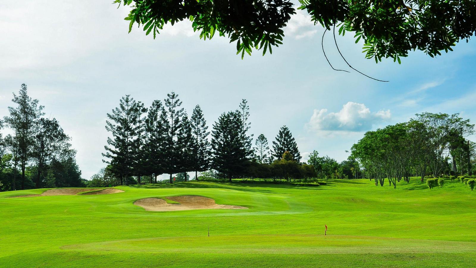 Jatinangor Golf & Resort (